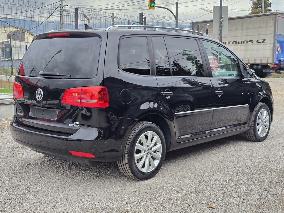 VW Touran 1.4 TSI EcoFuel Highline/Лизинг/Германия