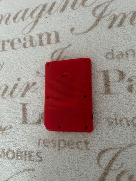 Sub преносима конзола игра