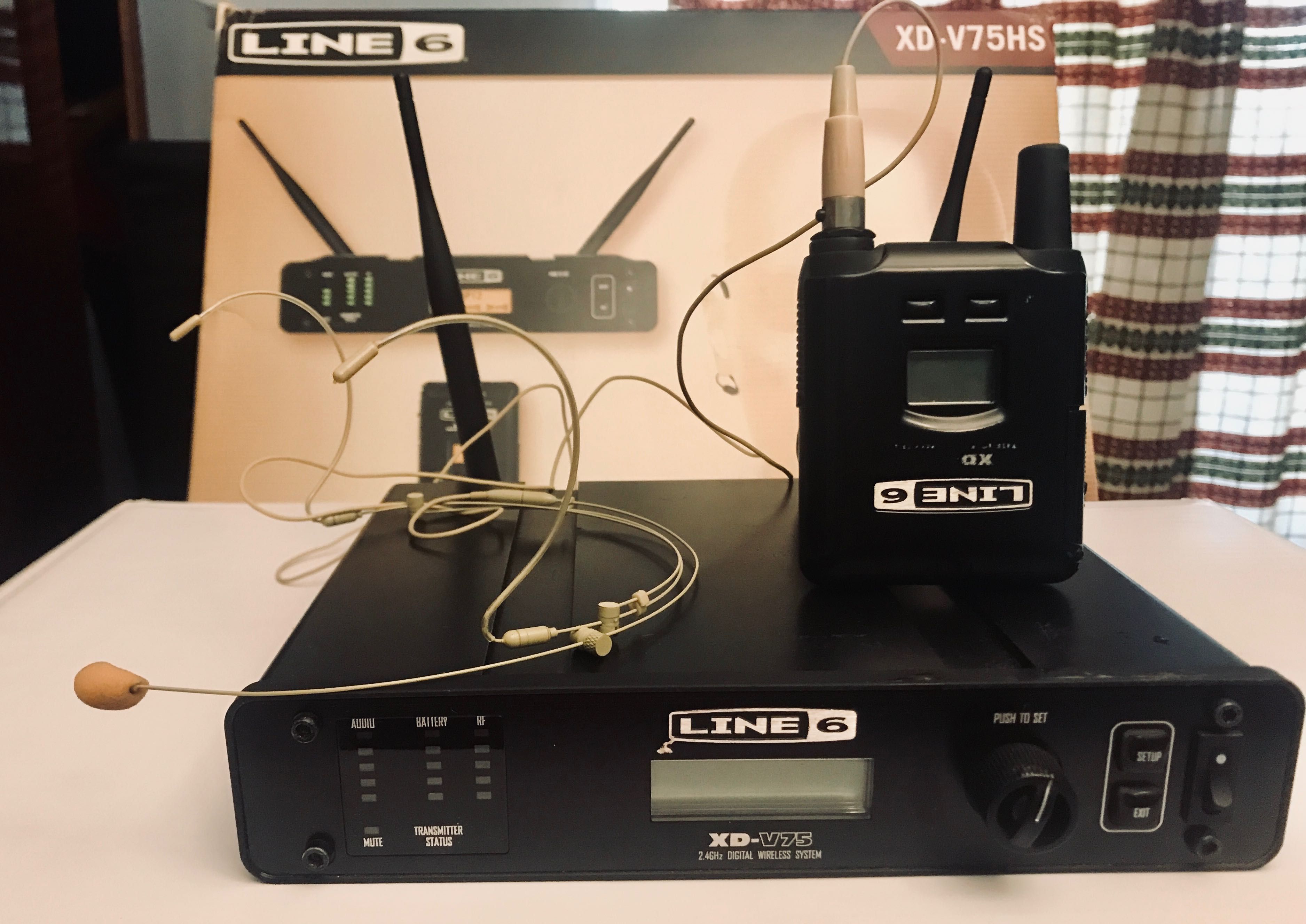 Line 6 wireless microfoane headset