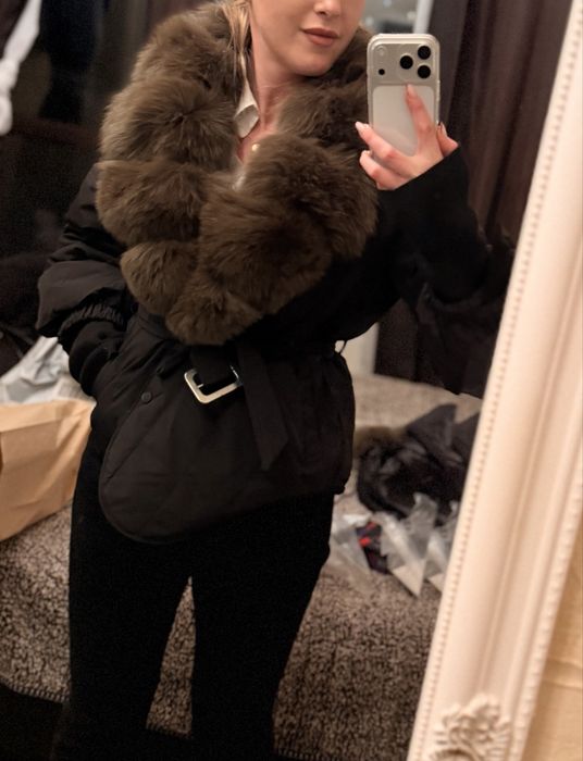 Vand gecuta cu guler din blana naturala