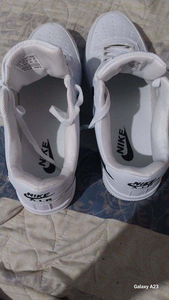 Новые Nike air force