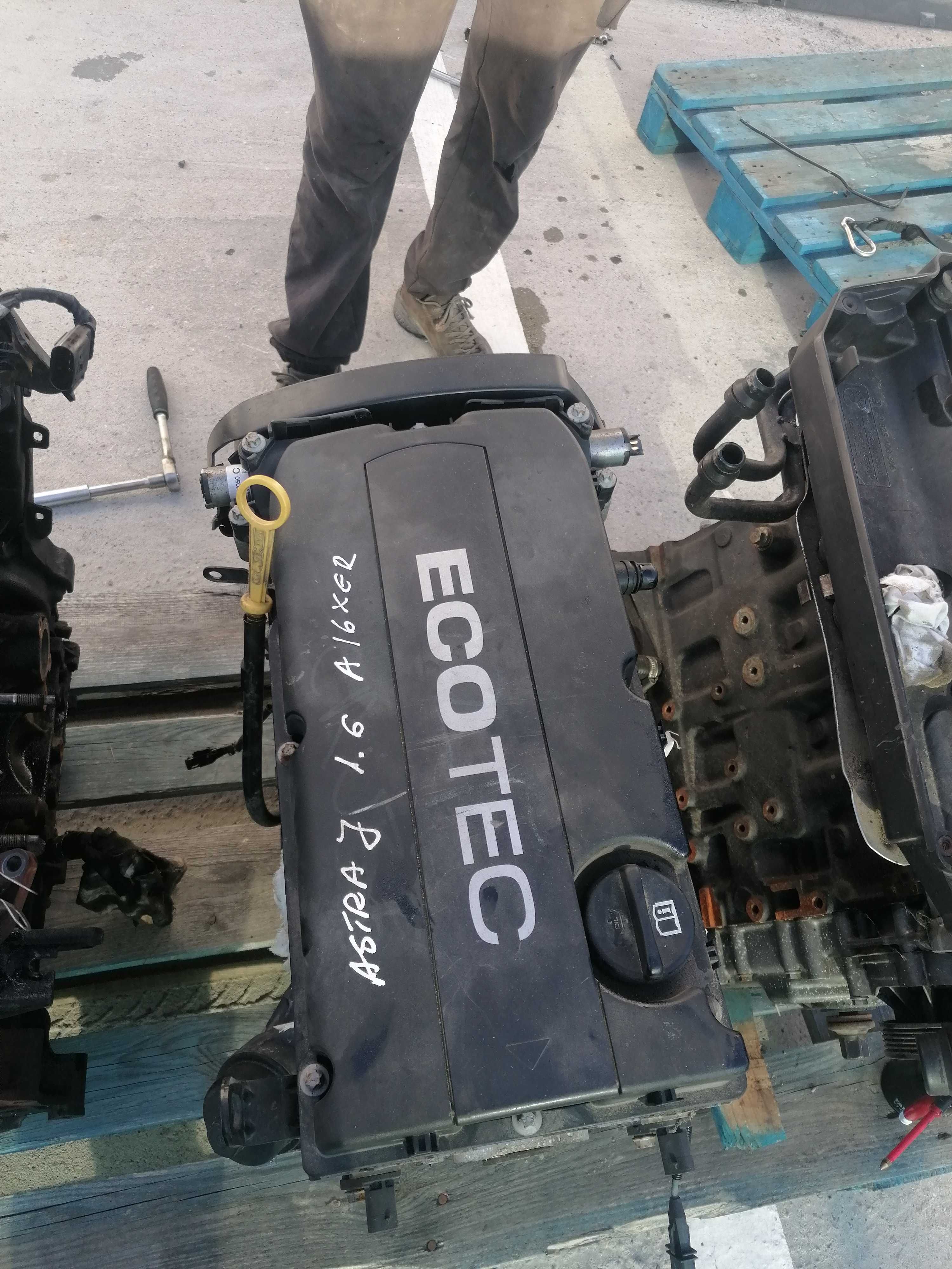 Motor astra j 1.6 B A16XER