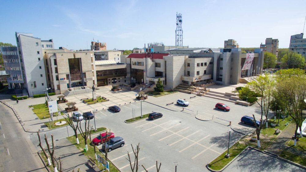 Spatii de închiriat