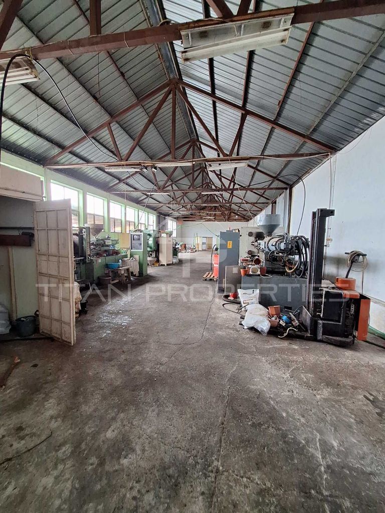 Продава се Склад в с. Брестник, Област Пловдив - 1500 кв.м за 256 €/кв.м - Снимка #7