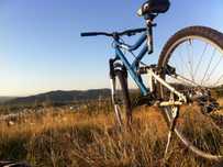 Vând bicla geant cu furca rockShok