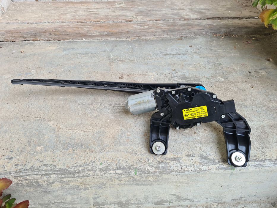 Чистачка задно стъкло Hyundai I30 combi