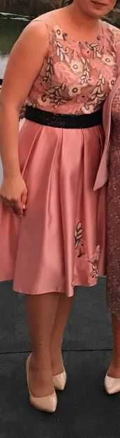 Rochie de gala roz