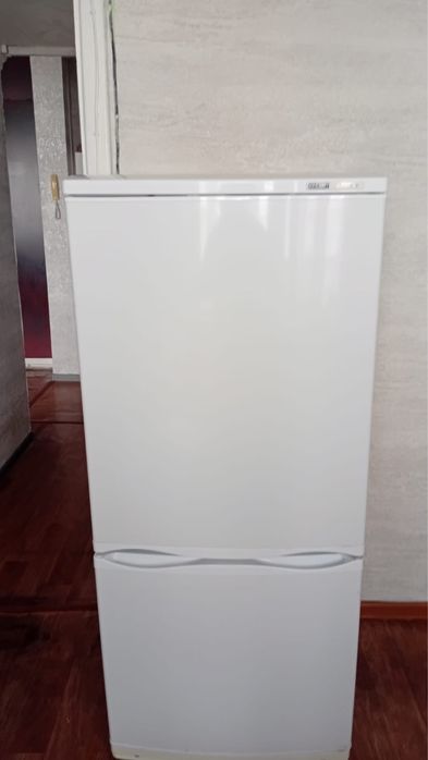 Холодильник б/у