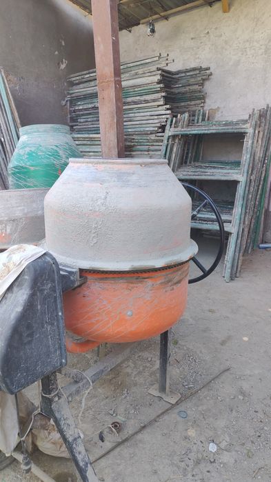 Lesa aplafka mikser stoyka arendaga berladi