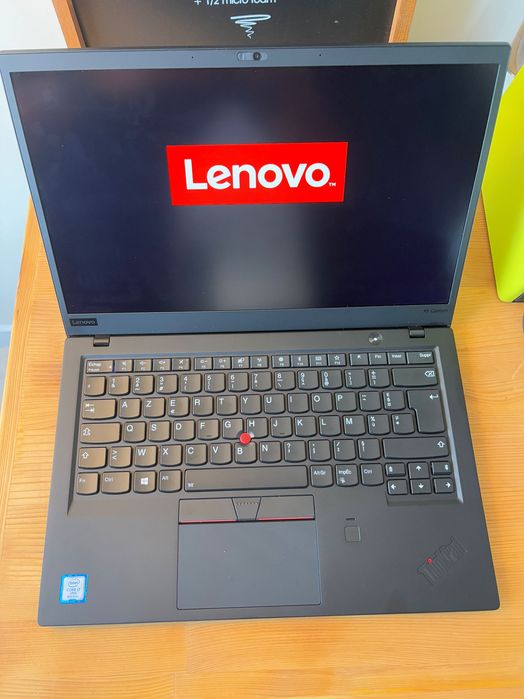 Lenovo X1 Carbon
