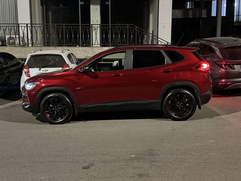 Tracker 325t redline