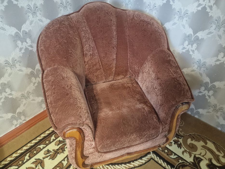 Продам диван, кресла г.Жанатас
