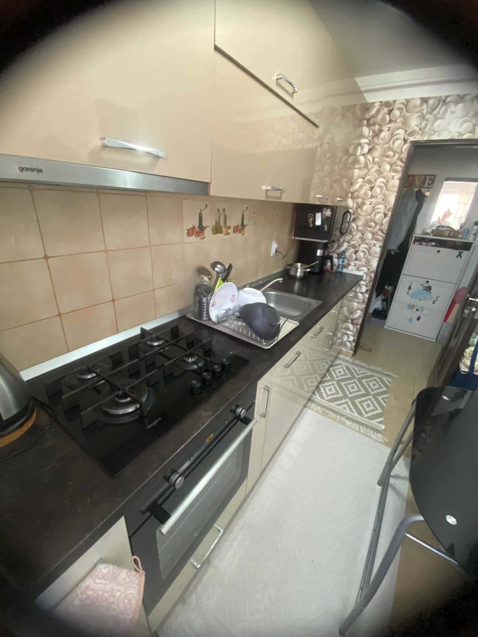 Apartament 2 camere, decomandat, drumul fermei