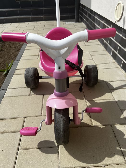 Tricicleta Smoby pentru fetite de pana la 4 ani