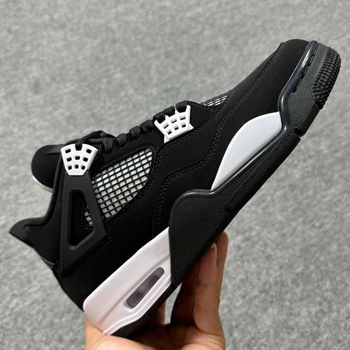 Air Jordan 4 White Thunder