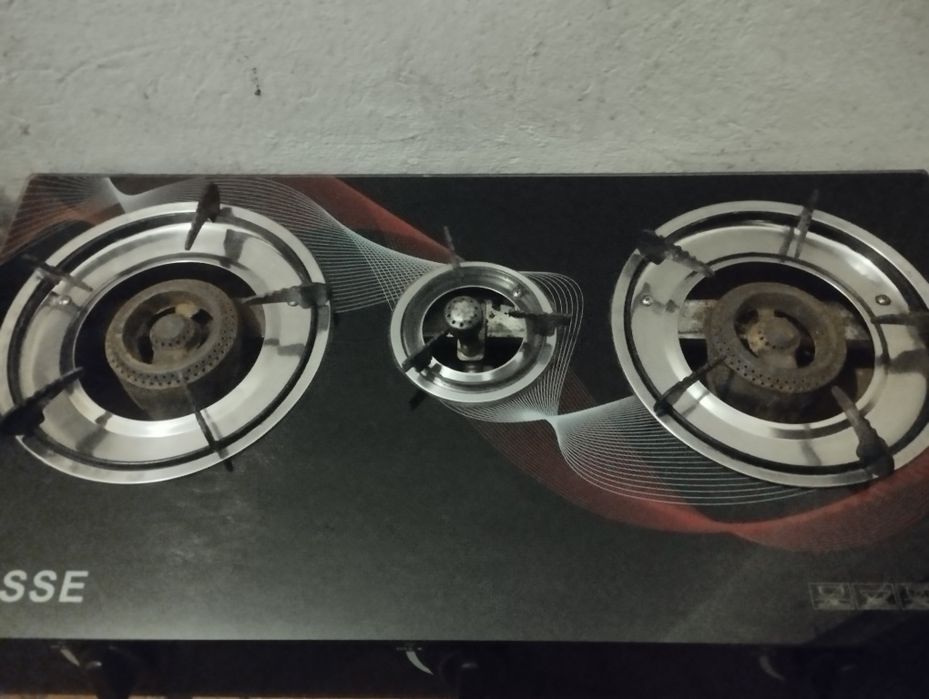 Продаю настольную плиту