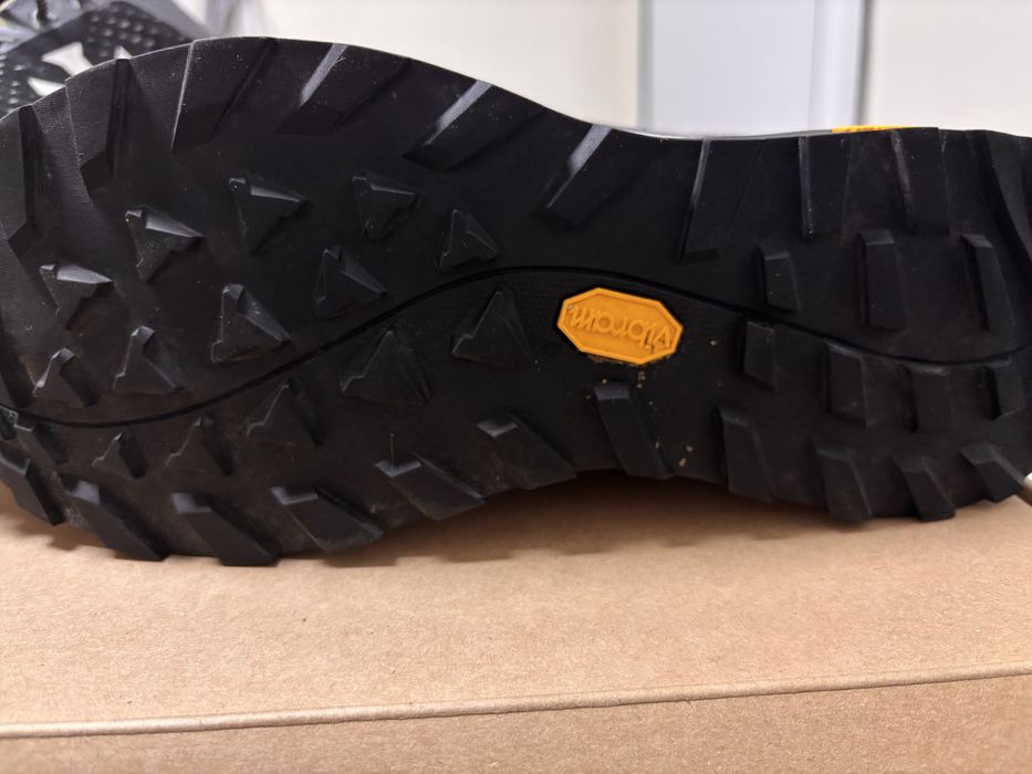 Мъжки маратонки обути веднъж