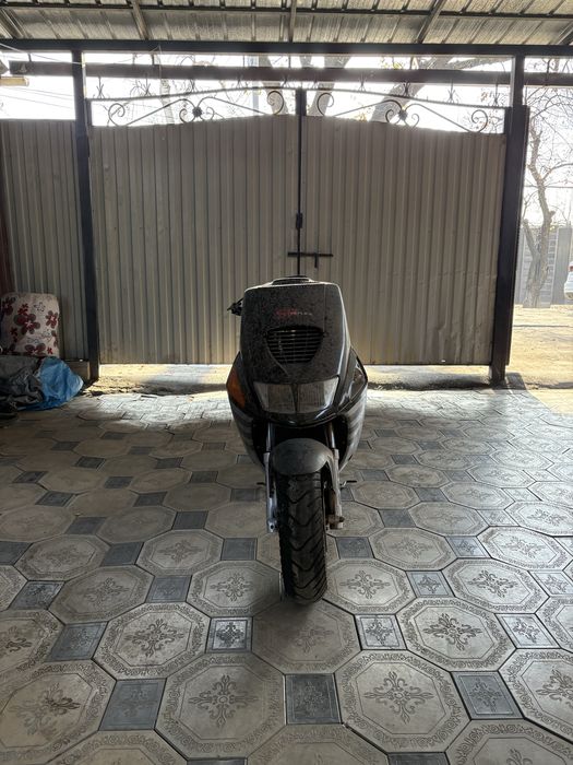 Aprillia sr50 мопед