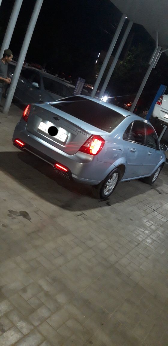 Lasetti 2012 yil 130ming km