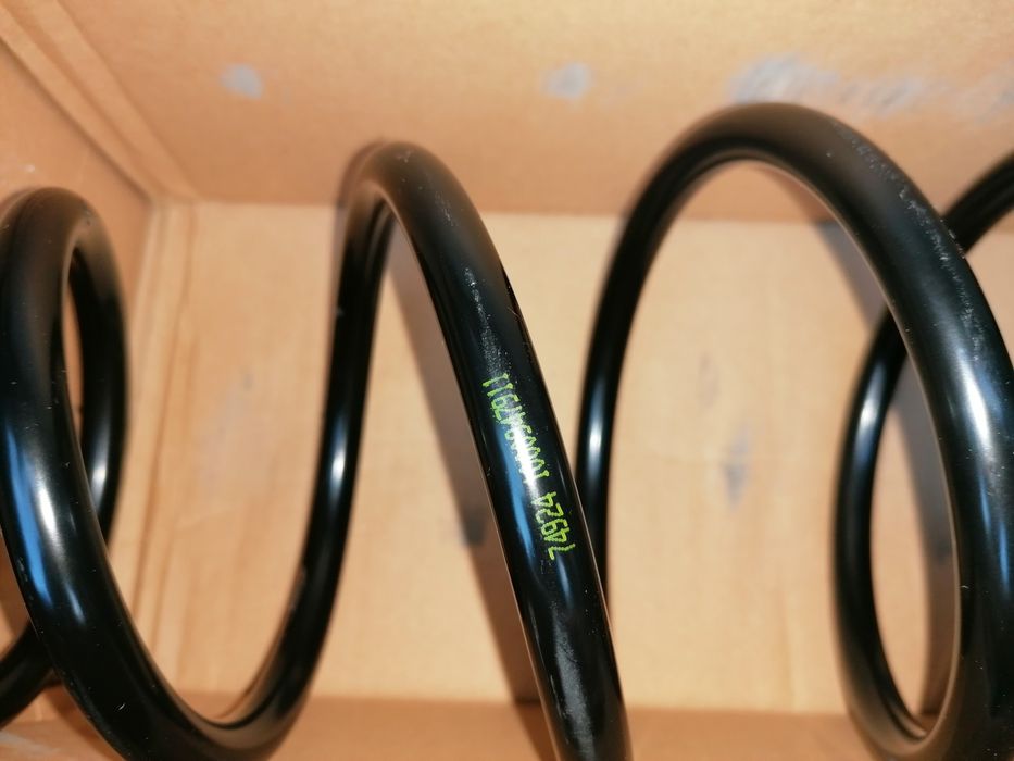 Комплект 4бр.пружини за Опел Астра Н (А04) 05-09