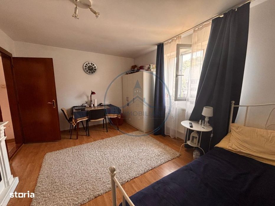 Casa parter + etaj, pozitie deosebita zona Centrala