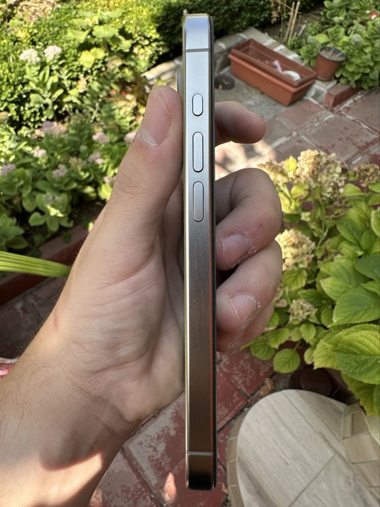 Apple iPhone 15 Pro, 256 GB, Natural Titanium