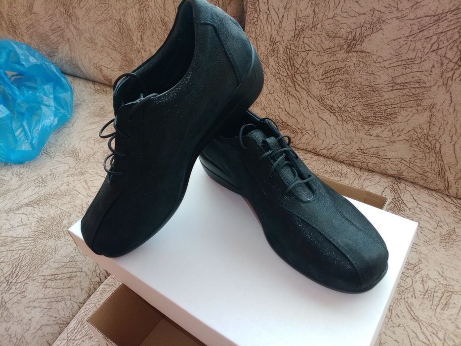 Ортопедични дамски обувки