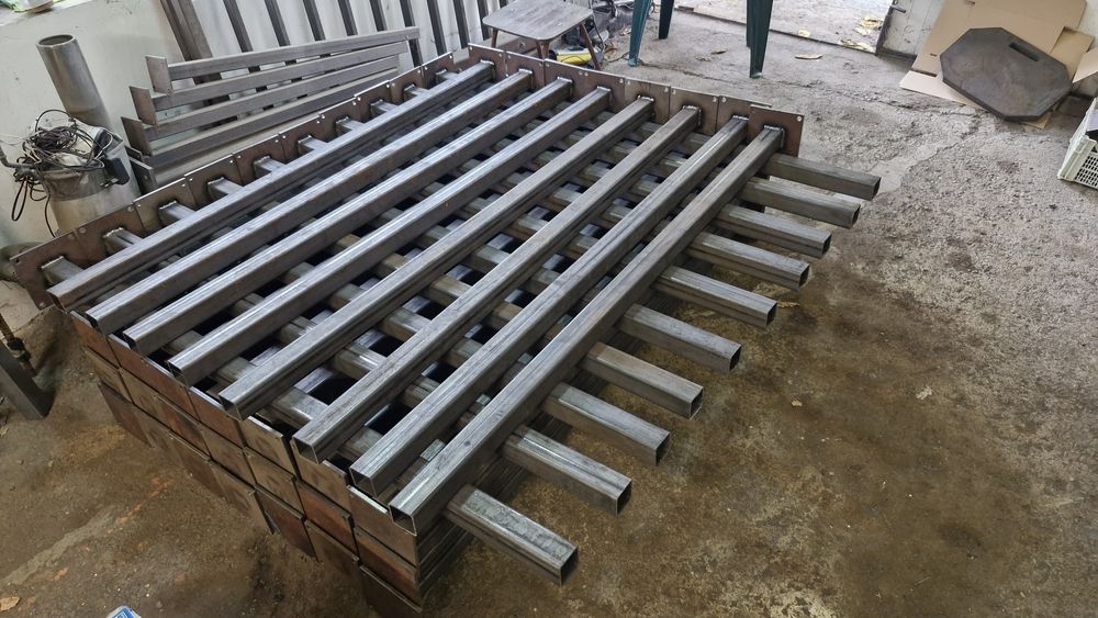 Изработка на метални изделия/ Заваръчни услуги