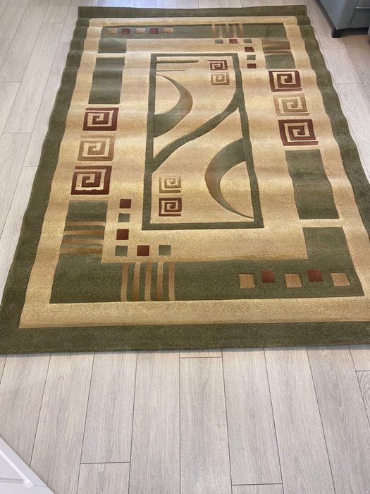 Ковер, размер 2 на 3 метра.