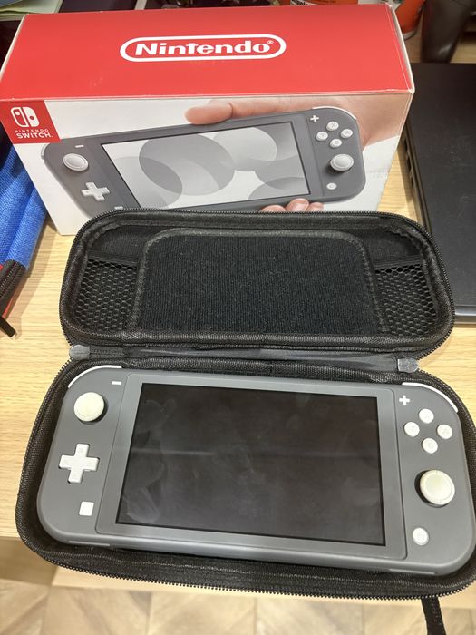 Nintendo Switch Lite 128ГБ