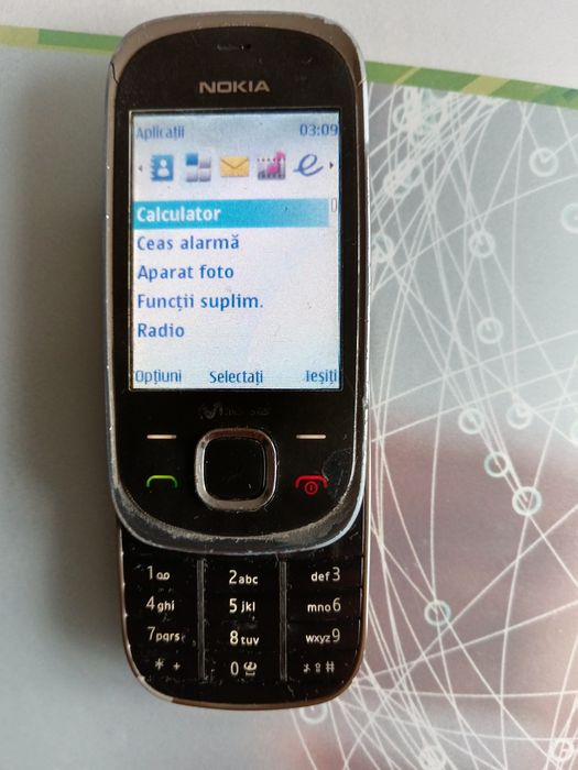 Telefon Nokia în bună stare de funcționare, este mic,robust și practic