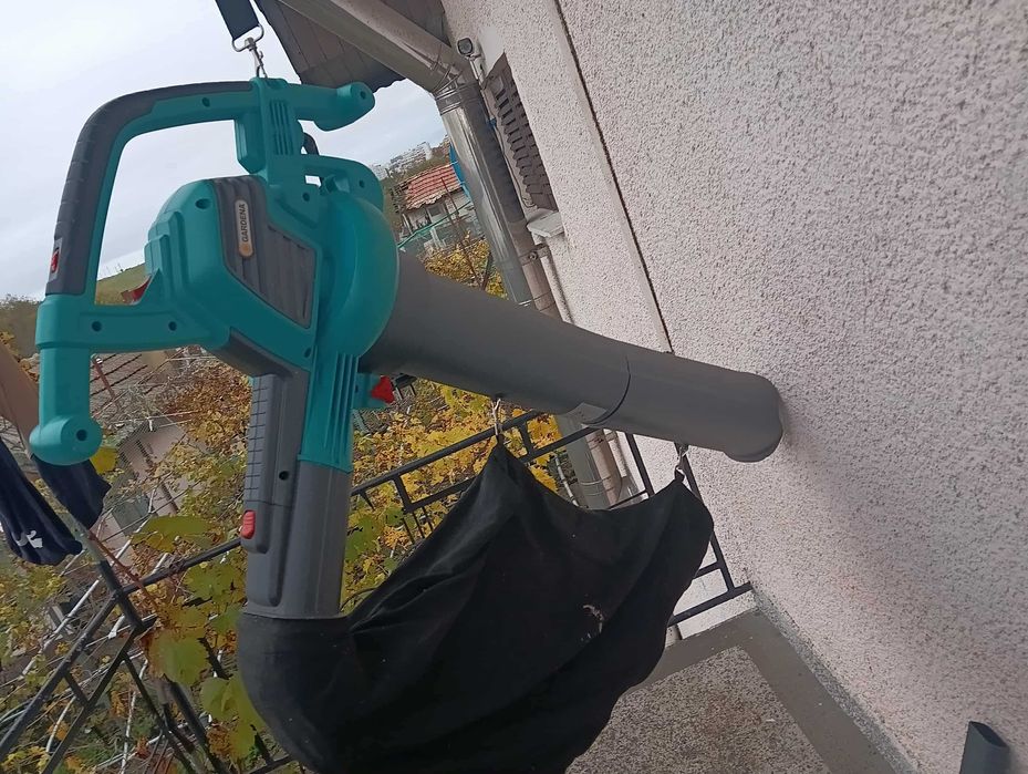 Електрическа метла GARDENA