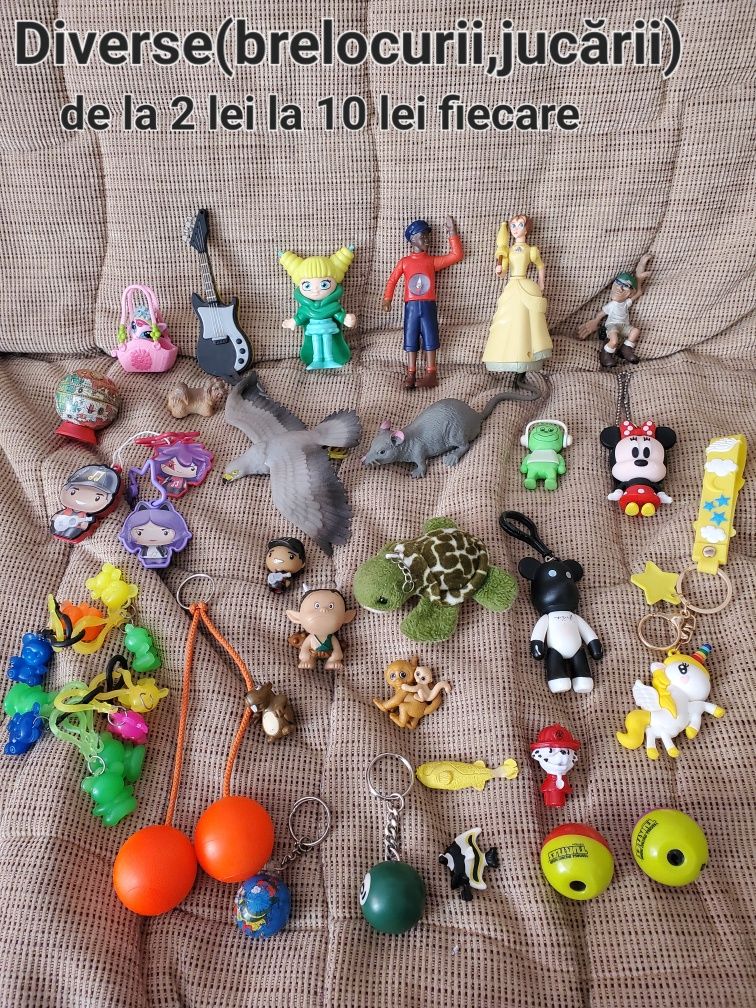 Jucării mici,păpuși,brelocuri,accesorii genți