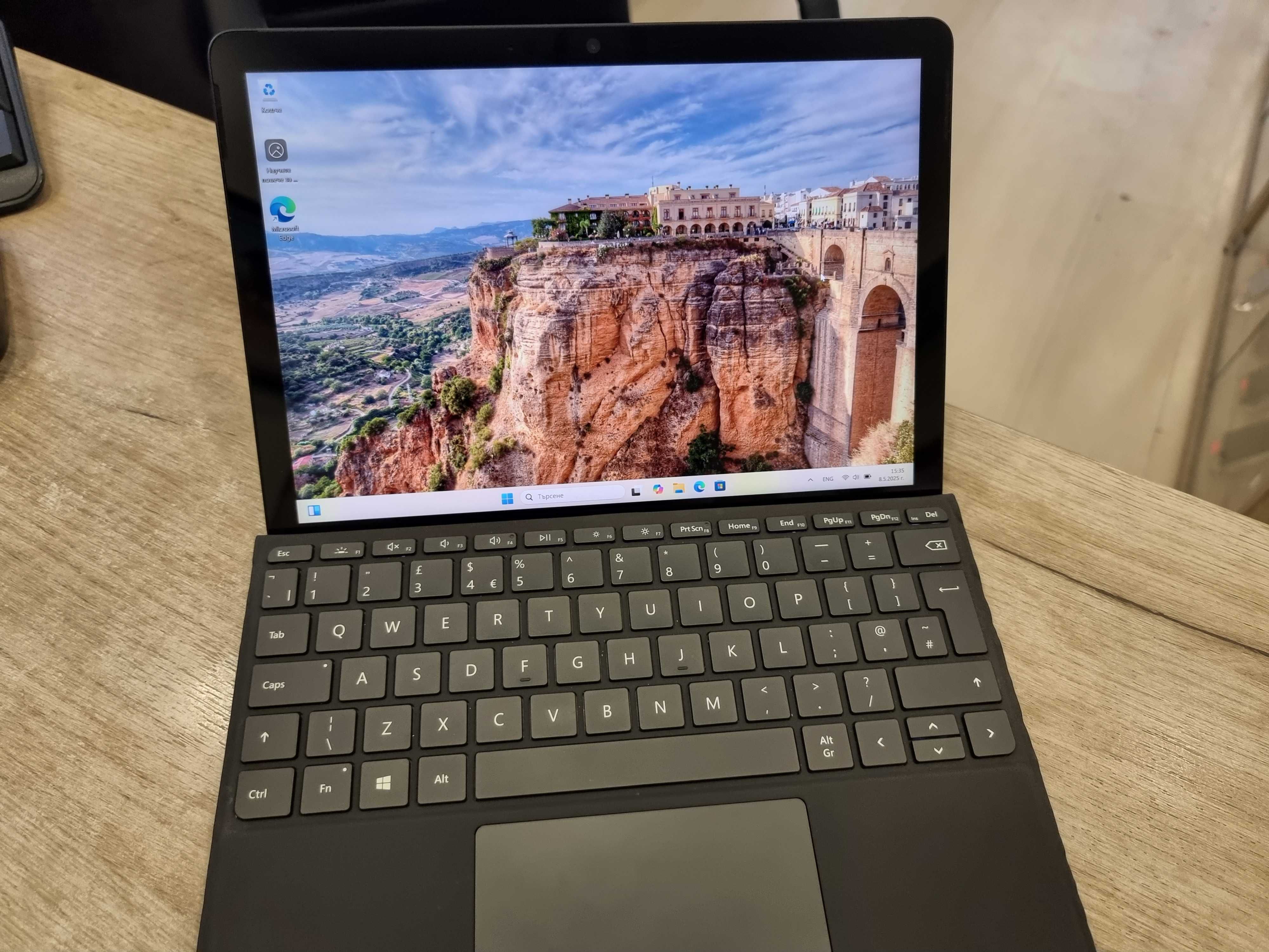 Таблет Microsoft Surface GO 3, 10.5"