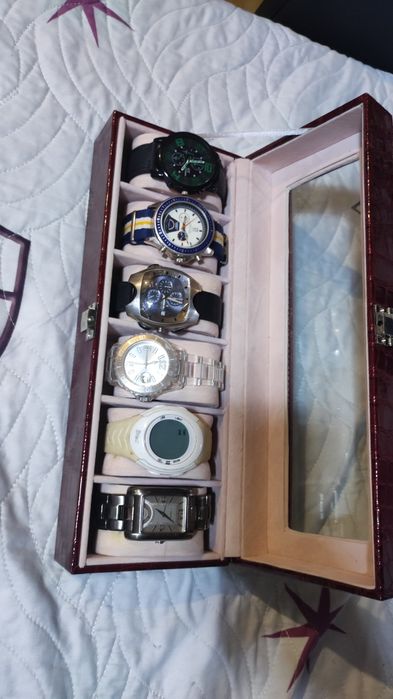 Cutie piele noua depozitare ceasuri cu tot cu ceasuri