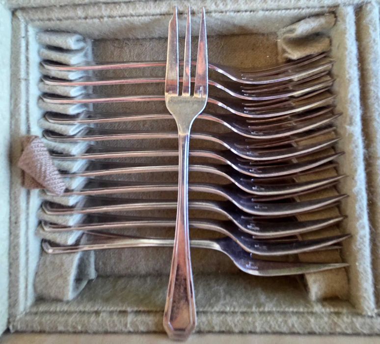 Set tacamuri argintate Christofle 80 piese