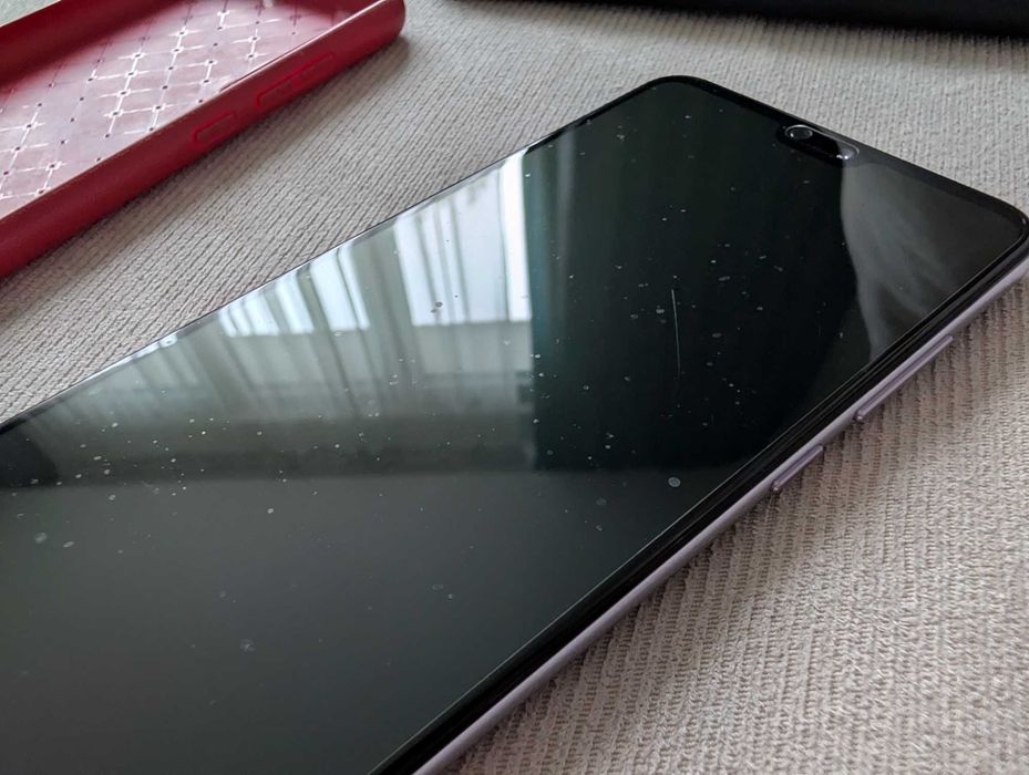 Huawei P20 Pro 6GB/128GB Dual SIM - повреден екран