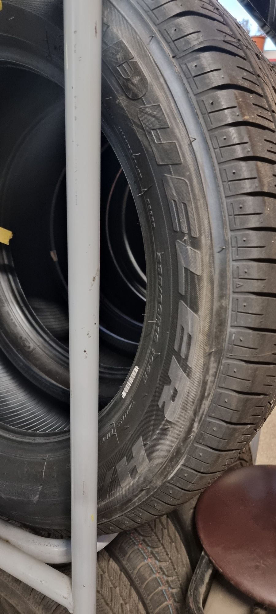 Anvelope vară noi 235 60 18 Bridgestone