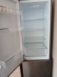 Хладилник с фризер инокс