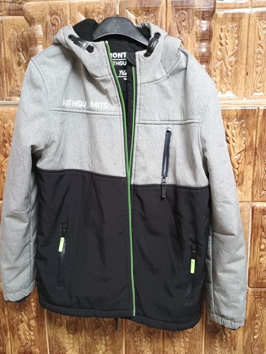 Geaca YIGGA - marimea 164 - stare perfecta