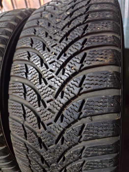 Anvelope 215 60 R16 iarna kumho