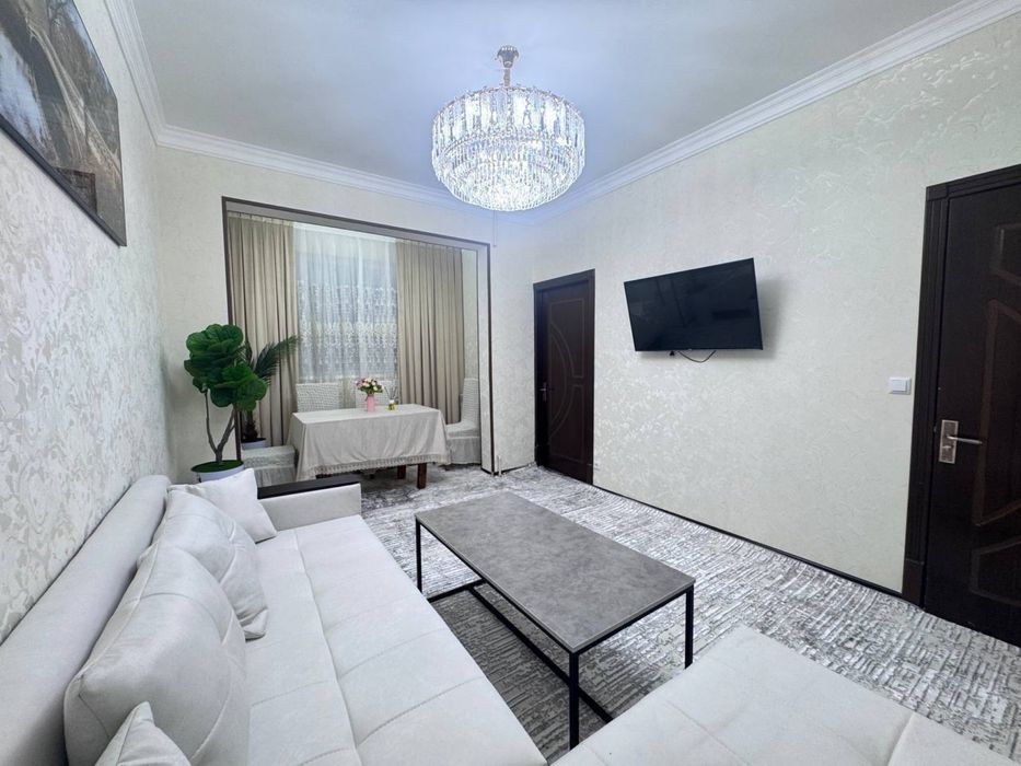 Арендага квартира болларга қизларга ойлага Чилонзор метро ijaraga kvar