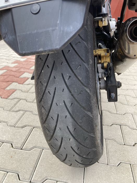 Vand motocicleta Honda CBF600 in perfecta stare de functionare.