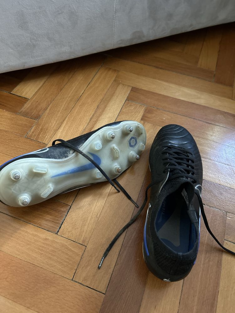 Ghete de fotbal Nike Tiempo Elite