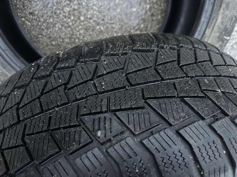 Зимни гуми 225/50/17