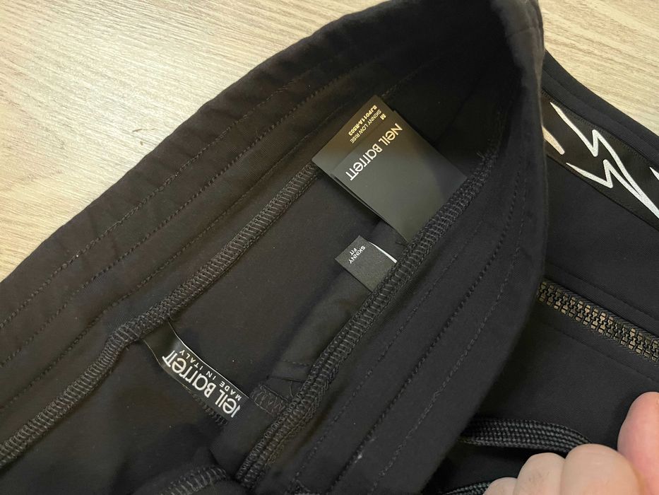 Neil Barrett pantaloni M, originali, retail 665 euro