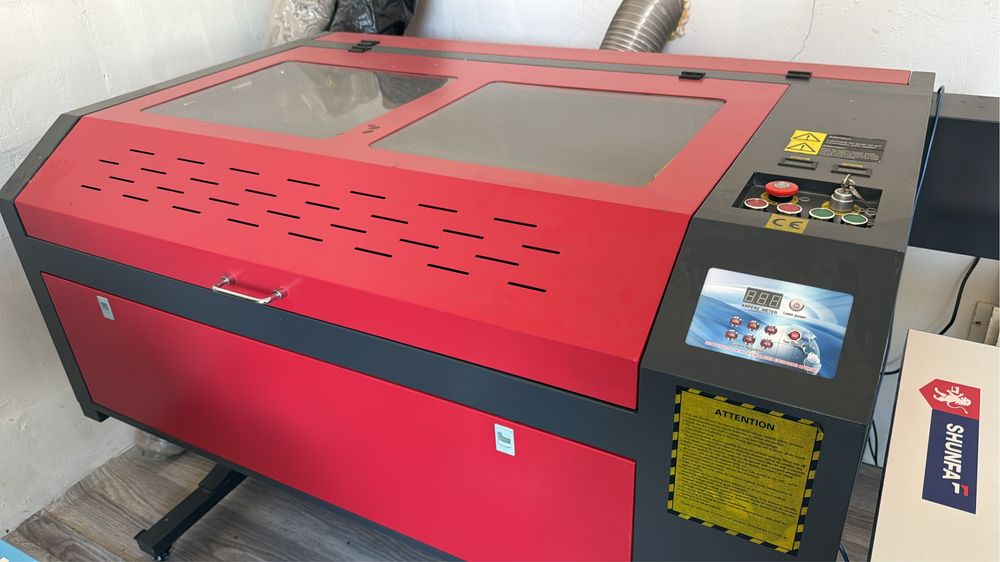 Лазерный станок 6010 мощьность 100 ват Б/У