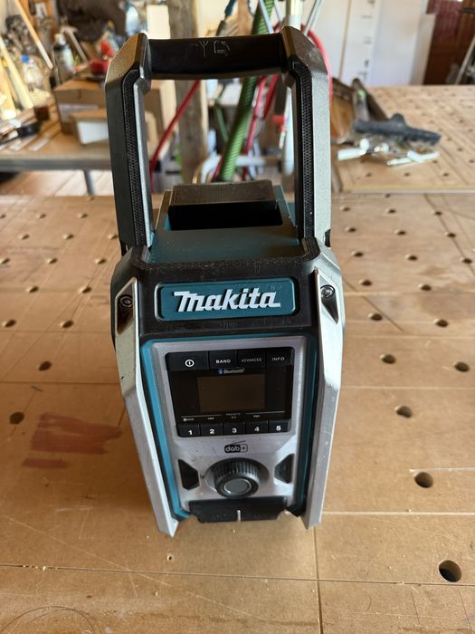 Makita DMR 115 Radio , радио Макита