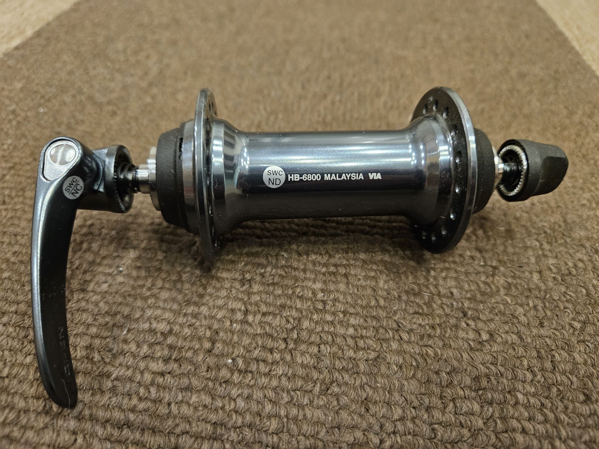 Нова предна главина Shimano 105 / Ultegra , 9mm x 100mm , 32H