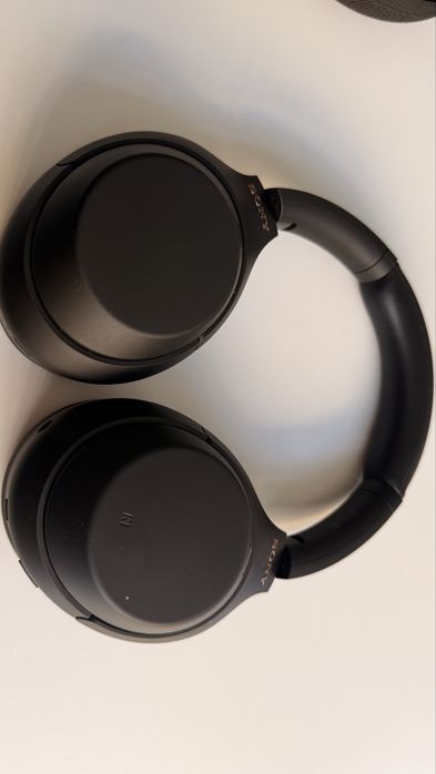 Слушалки Sony WH-1000XM4